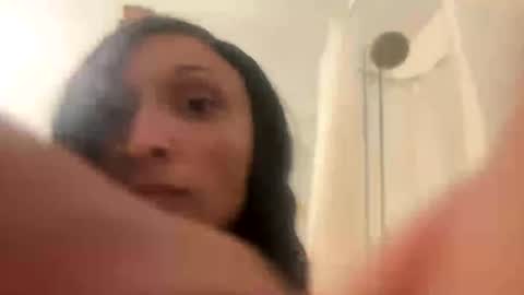 briellenicole22204890 online show from July 10, 7:16 pm
