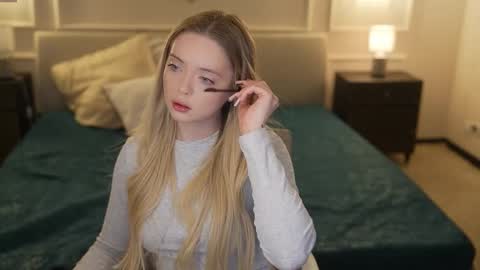 Diamonds Girls online show from December 14, 8:09 am