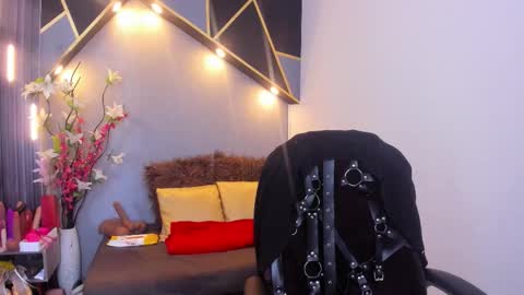 BRIGITTE online show from February 20, 1:24 am