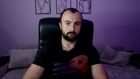 brindlefly69 online show from July 18, 10:52 am