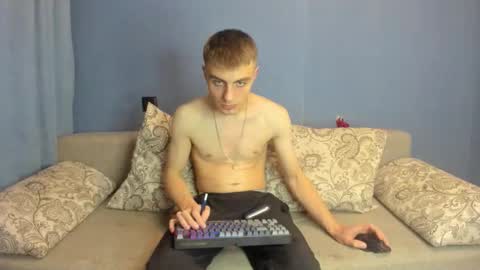 bristlebback online show from September 17, 4:08 pm