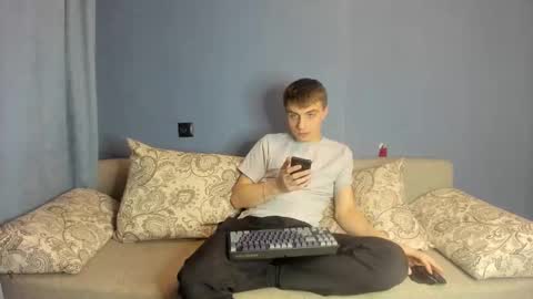 bristlebback online show from October 24, 4:47 pm