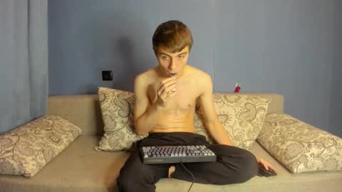 bristlebback online show from November 22, 8:41 pm