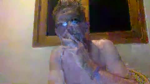 Snapshot of brital100 chatting on December 2, 5:08 pm brital100 online show from December 2, 5:08 pm