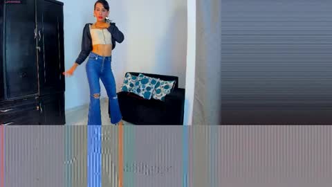 Snapshot of britannylord chatting on March 4, 1:44 am britanny lord online show from March 4, 1:44 am