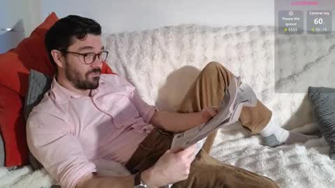 Snapshot of britishpoet chatting on February 7, 4:54 pm Callum online show from February 7, 4:54 pm