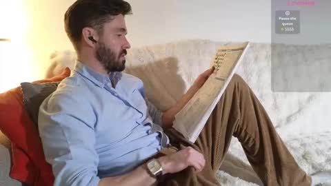 Snapshot of britishpoet chatting on February 28, 7:15 pm Callum online show from February 28, 7:15 pm