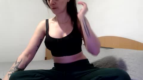 Britney online show from February 9, 10:30 am