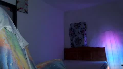 Britney online show from April 10, 1:05 pm