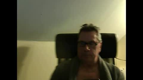Snapshot of broadcast7676 chatting on November 21, 12:10 am broadcast7676 online show from November 21, 12:10 am