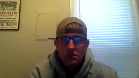 Snapshot of brodyb545755 chatting on February 24, 10:19 pm brodyb545755 online show from February 24, 10:19 pm
