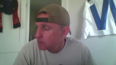 Snapshot of brodyb545755 chatting on May 26, 6:48 pm brodyb545755 online show from May 26, 6:48 pm