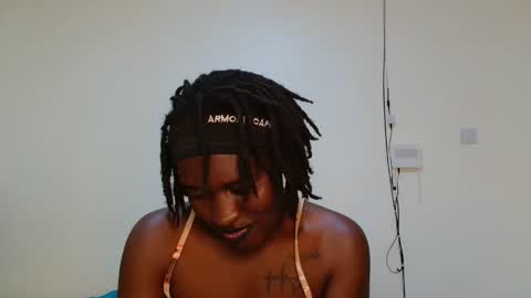 broken_haloo online show from March 20, 4:34 pm