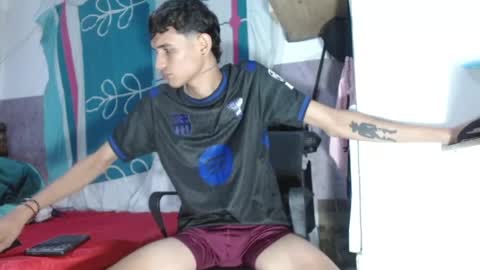 brook_17 online show from April 18, 12:03 am