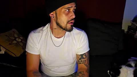 brownboyt online show from December 16, 3:44 am