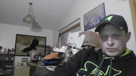 Snapshot of browndog5580 chatting on February 12, 3:07 am browndog5580 online show from February 12, 3:07 am
