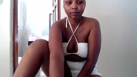 bella online show from March 29, 6:02 am