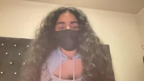 browngoddess1698 online show from January 5, 1:24 am