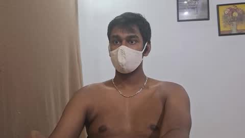 Snapshot of brownguy2505 chatting on March 13, 6:25 pm brownguy2505 online show from March 13, 6:25 pm