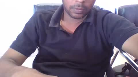 brownwolfie28 online show from March 24, 5:56 am