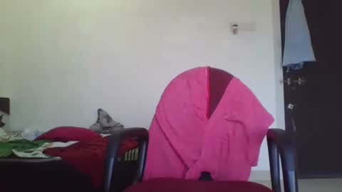 brownwolfie28 online show from March 26, 11:27 am