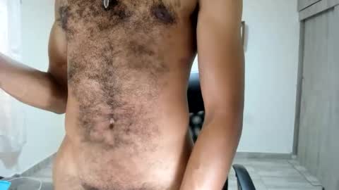 bruce_1111 online show from May 29, 1:42 pm