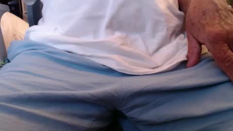 bruceb124u online show from October 2, 4:25 pm