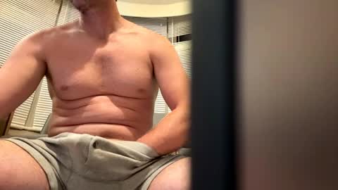 brucelogan80 online show from August 9, 11:42 pm