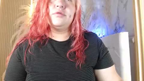 Bruja SCarlata online show from December 18, 10:43 am