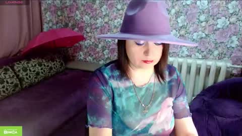Julia online show from May 13, 9:44 pm