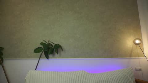 brunette_babee online show from June 2, 4:53 pm
