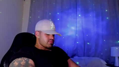 Snapshot of bryan_stoness chatting on December 20, 2:30 am bryan stoness online show from December 20, 2:30 am