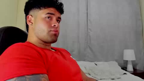 Snapshot of bryan_stoness chatting on February 18, 12:04 am bryan stoness online show from February 18, 12:04 am