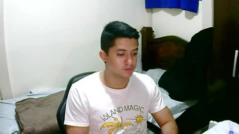 Snapshot of bryanbendy chatting on March 15, 4:29 am bryanbendy online show from March 15, 4:29 am