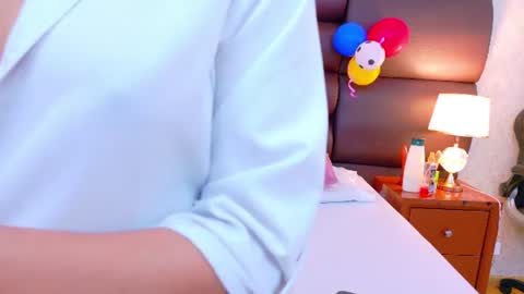bryannamiller online show from June 30, 12:39 pm