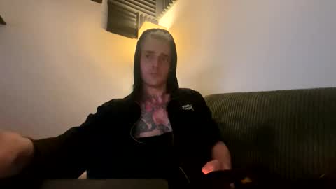Snapshot of bryjybxxx chatting on February 6, 9:01 am bryjybxxx online show from February 6, 9:01 am