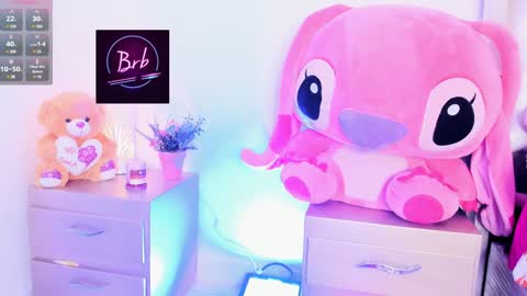 Carly     online show from February 3, 6:07 pm