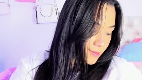 Carly     online show from February 20, 5:18 pm