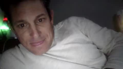 Snapshot of btownstud chatting on February 4, 10:10 am btownstud online show from February 4, 10:10 am