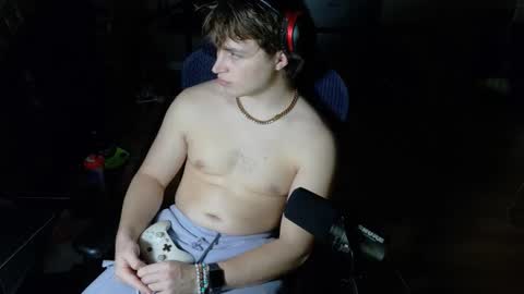 BubblebuttBdn online show from March 12, 3:23 am