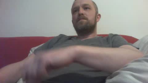 budgie1095 online show from January 5, 9:14 pm