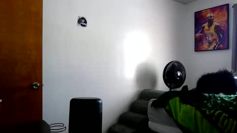 buffsexyman24 online show from February 26, 3:44 pm