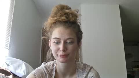 Buffy online show from March 9, 7:29 pm