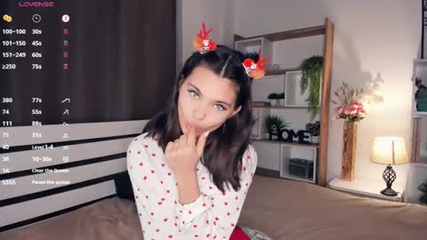 Aria online show from December 23, 8:12 am