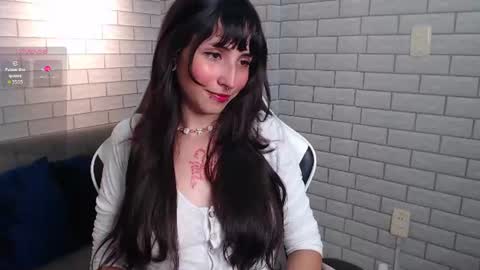 Snapshot of bunny_sweet19 chatting on June 24, 1:10 pm bunny_sweet19 online show from June 24, 1:10 pm