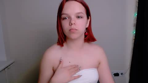 Ariel online show from May 25, 8:48 pm
