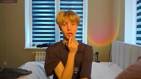 BunnyBlush online show from February 25, 7:29 am