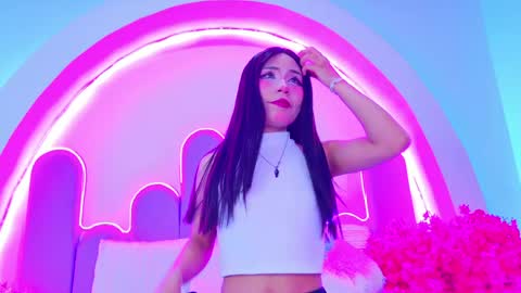 Snapshot of bunnysexyy chatting on May 5, 3:14 am Bunny online show from May 5, 3:14 am
