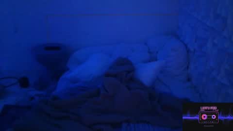 Snapshot of bunnyslutt chatting on March 2, 7:15 am bunnyslutt online show from March 2, 7:15 am