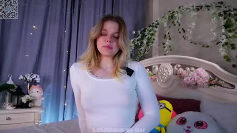 Jessica online show from February 9, 3:27 pm